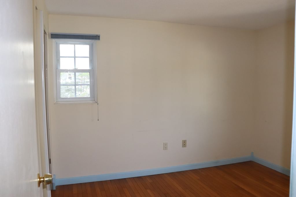 38 Walker St #12 Lowell — Photo 11 of 20