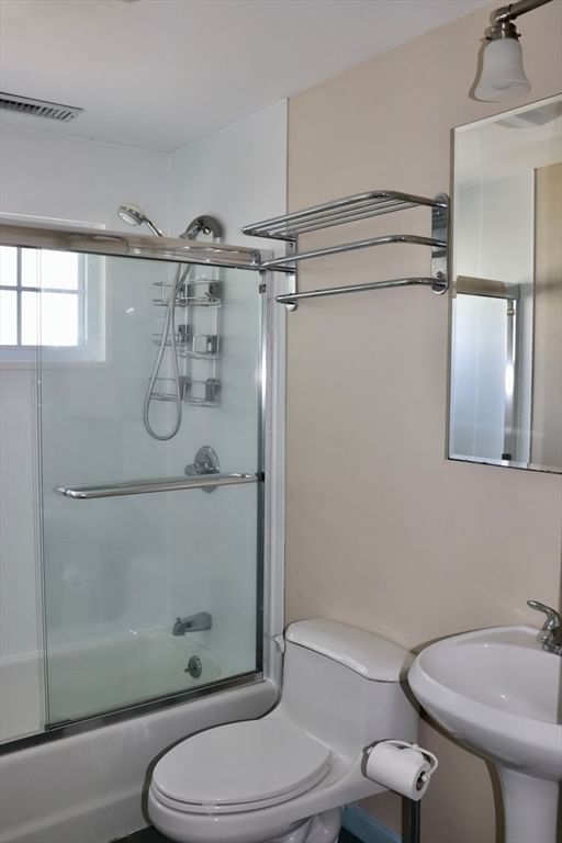 38 Walker St #12 Lowell — Photo 13 of 20