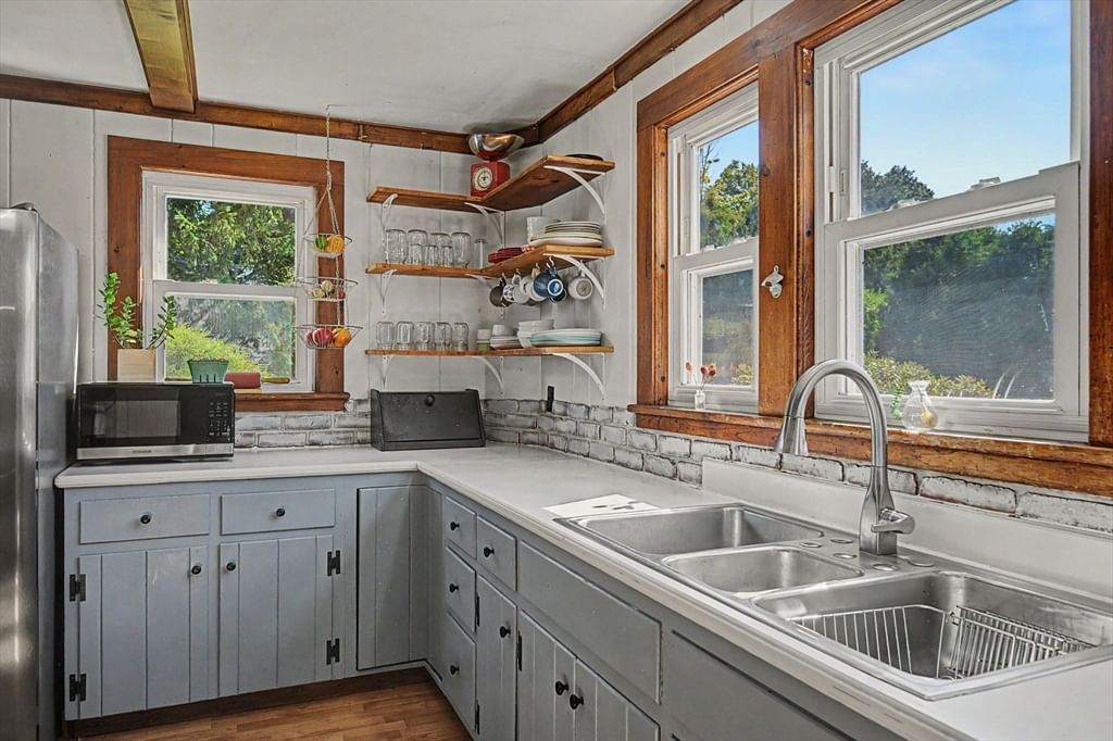 66 Glendale St Easthampton — Photo 9 of 42