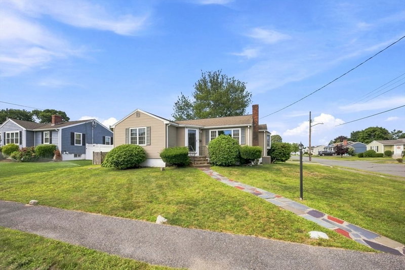 6 Evans Road