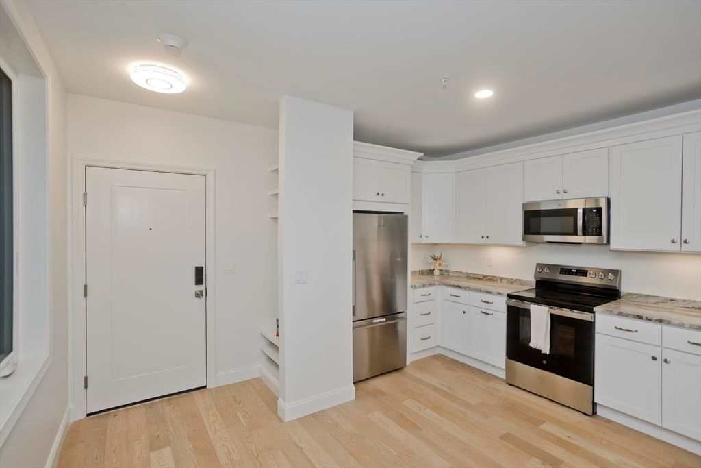 107 Williams Street #2 B Northampton — Photo 16 of 39