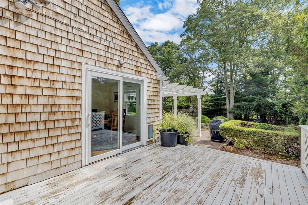 112 Osterville West Barnstable Rd Barnstable — Photo 23 of 30