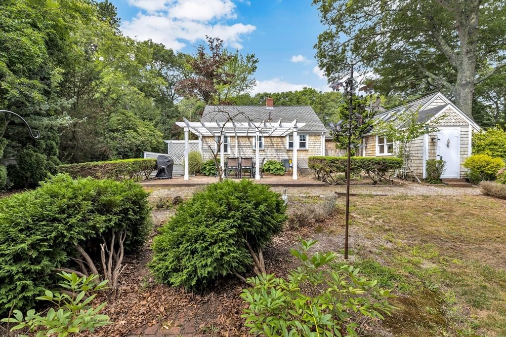 112 Osterville West Barnstable Rd Barnstable — Photo 28 of 30