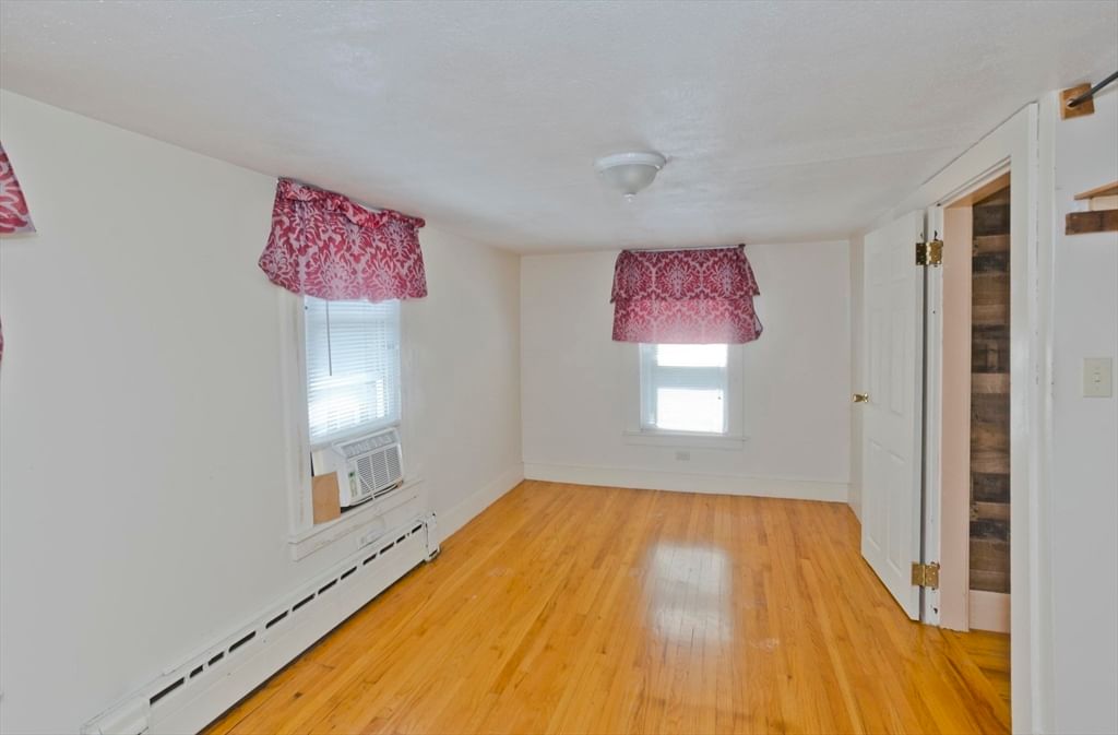 86 Laurence Springfield — Photo 24 of 42