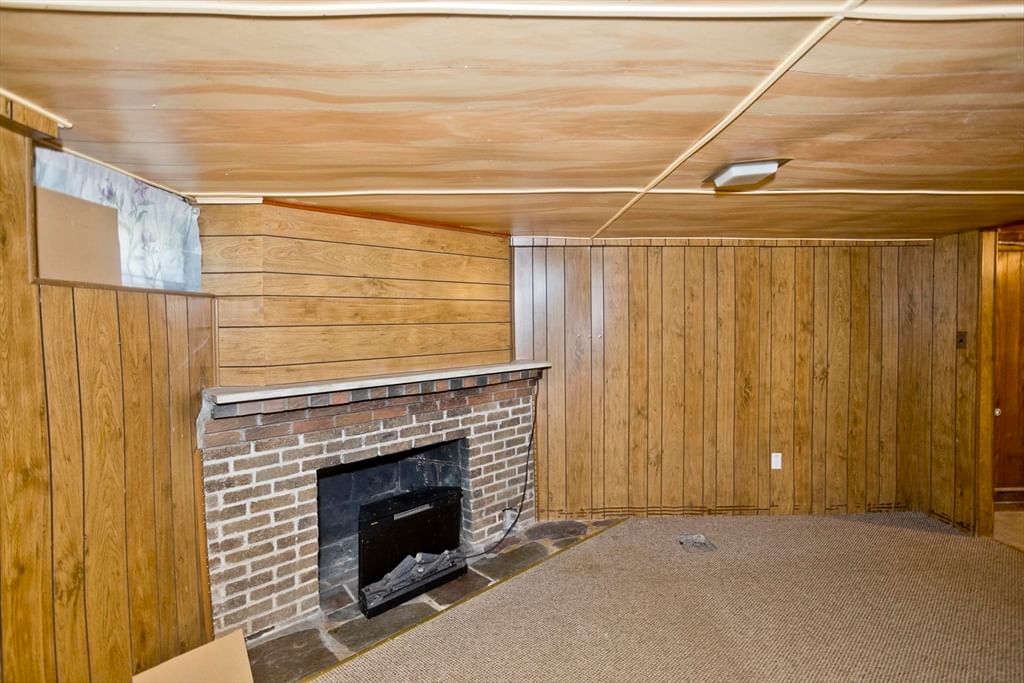86 Laurence Springfield — Photo 31 of 42