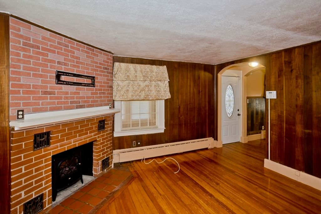 86 Laurence Springfield — Photo 8 of 42