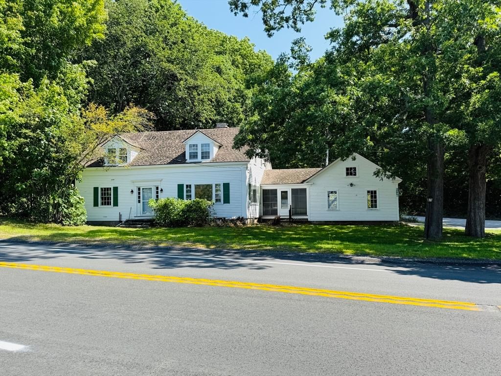 1344 Barre Rd New Braintree — Photo 2 of 40
