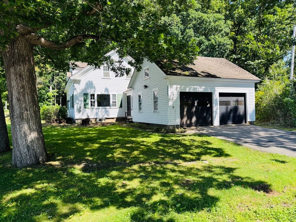 1344 Barre Rd New Braintree — Photo 3 of 40