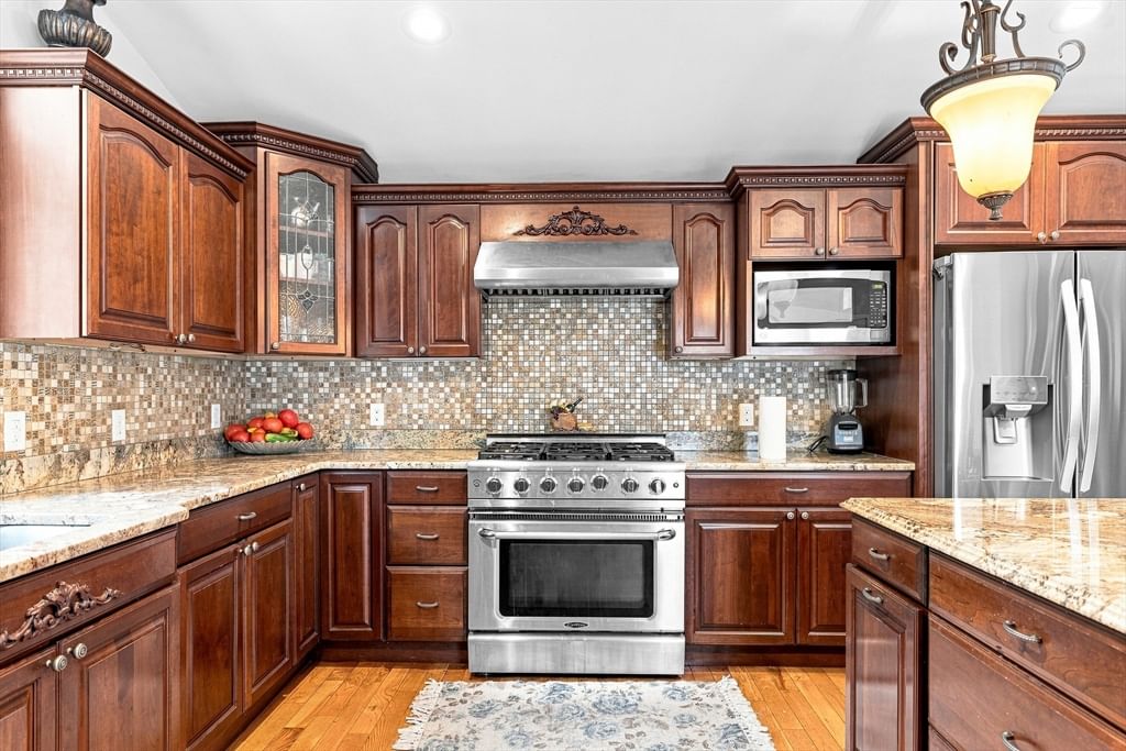 1298 Rebecca Rd Dighton — Photo 16 of 40
