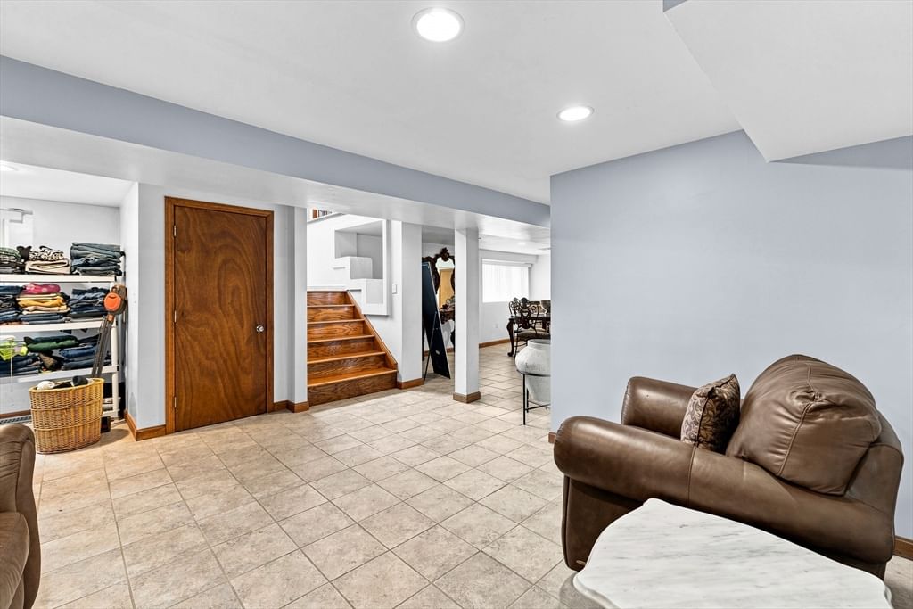 1298 Rebecca Rd Dighton — Photo 30 of 40