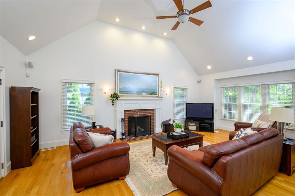 36 Stone Meadow Ln Hanover — Photo 13 of 42
