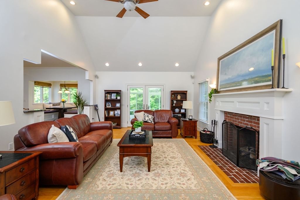 36 Stone Meadow Ln Hanover — Photo 14 of 42