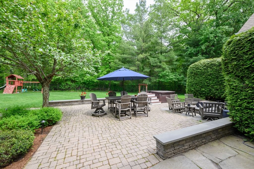 36 Stone Meadow Ln Hanover — Photo 36 of 42