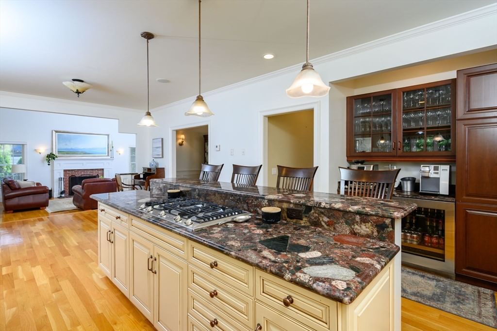 36 Stone Meadow Ln Hanover — Photo 9 of 42