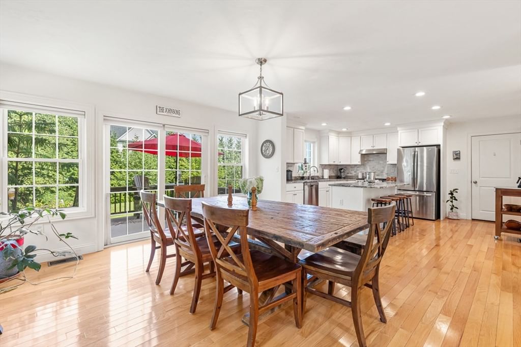 380 N Wheaton Ave Seekonk — Photo 12 of 42