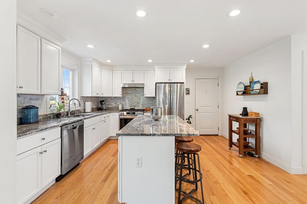 380 N Wheaton Ave Seekonk — Photo 19 of 42