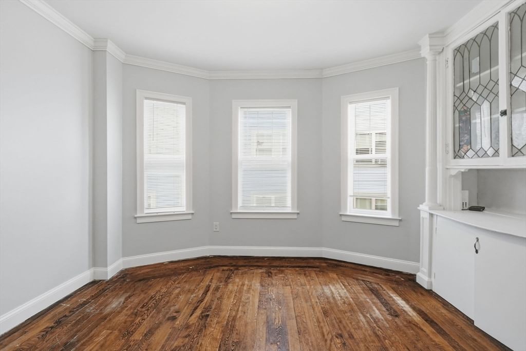 71 Walnut Park Boston — Photo 4 of 23