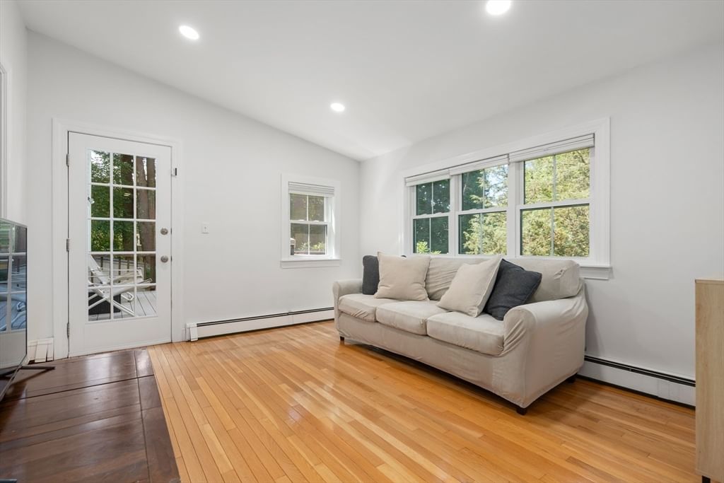14 Fuller Brook Ave Needham — Photo 12 of 32