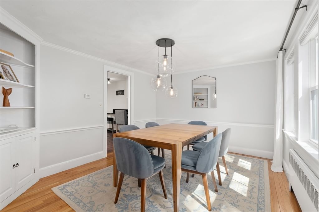 14 Fuller Brook Ave Needham — Photo 4 of 32