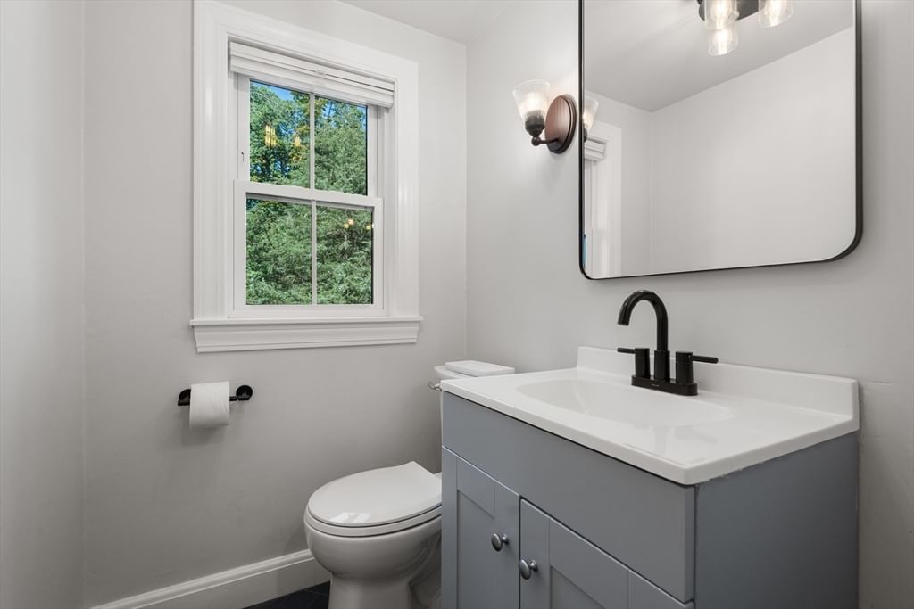 14 Fuller Brook Ave Needham — Photo 8 of 32