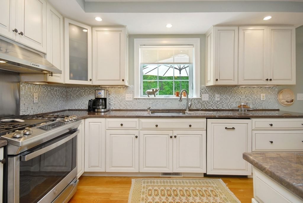 8 Barton Rd Harvard — Photo 5 of 24