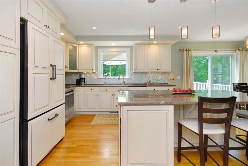 8 Barton Rd Harvard — Photo 6 of 24