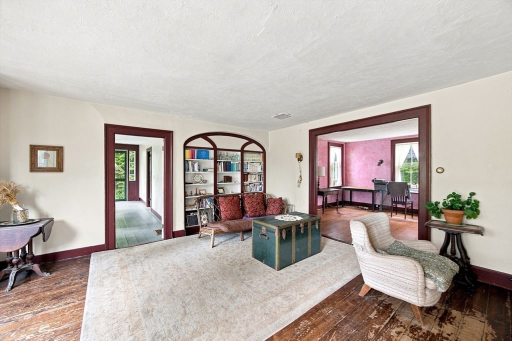 158 Skyline Trl Middlefield — Photo 7 of 40