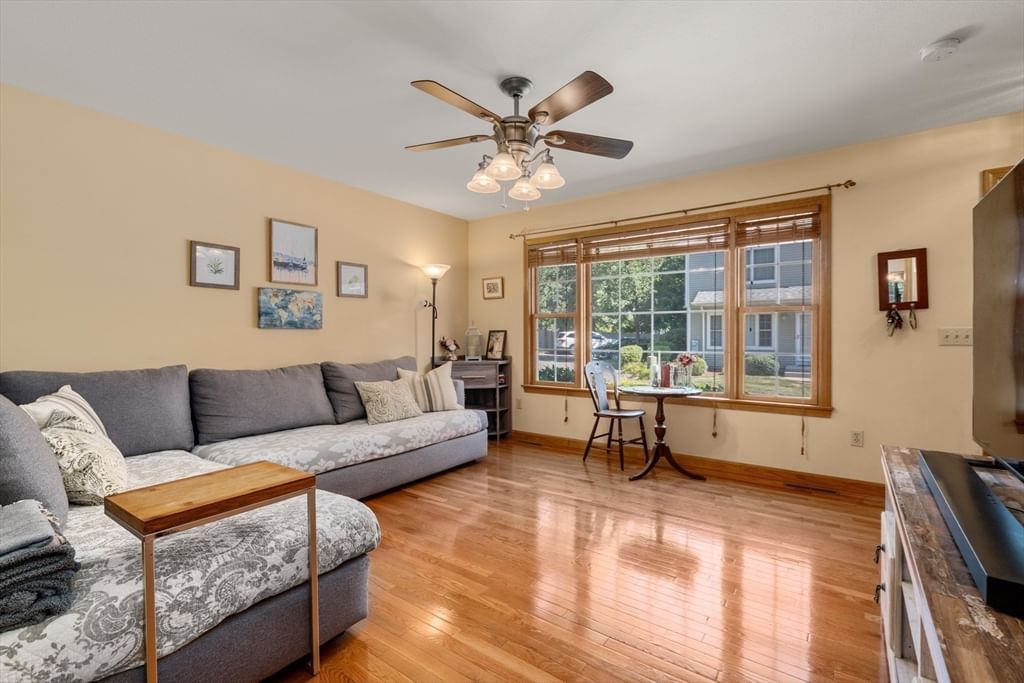 19 Gerard Lane #19 Chicopee — Photo 4 of 31