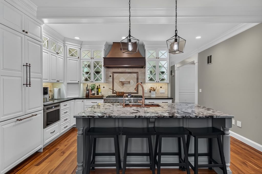 114 Fox Run Rd Bolton — Photo 13 of 42