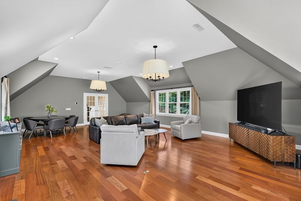 114 Fox Run Rd Bolton — Photo 19 of 42