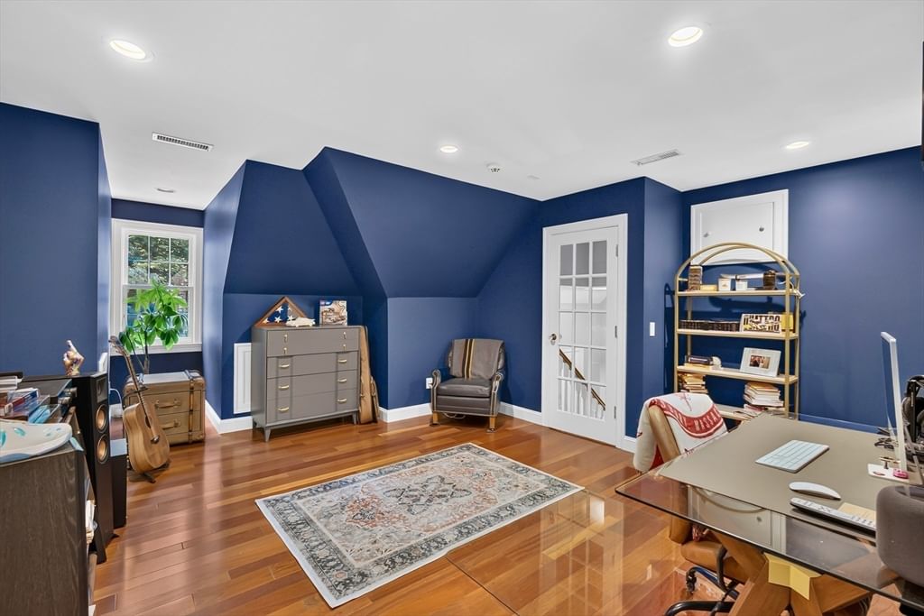 114 Fox Run Rd Bolton — Photo 24 of 42