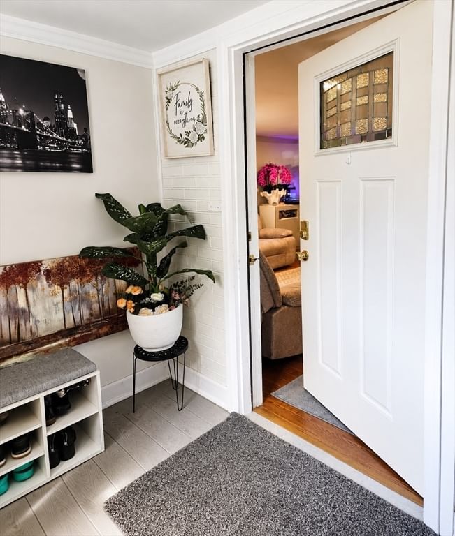 56 Kirby Ave Lunenburg — Photo 4 of 41
