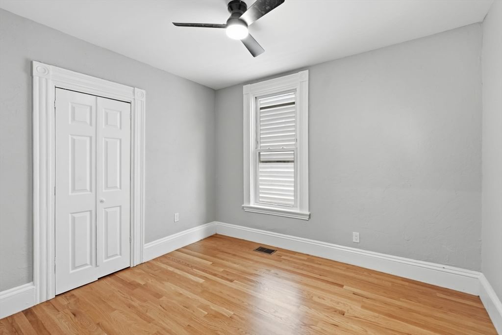487-489 Sumner Street Boston — Photo 13 of 40