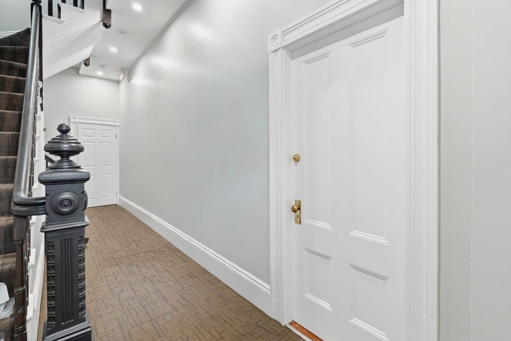 487-489 Sumner Street Boston — Photo 14 of 40