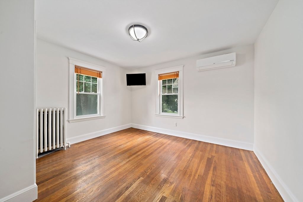 18 Thurlow St Boston — Photo 13 of 28