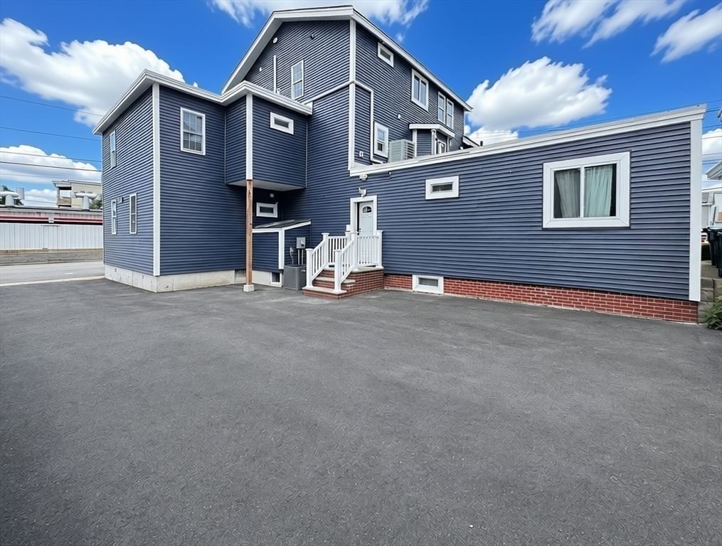 90 Essex St Lynn — Photo 7 of 16