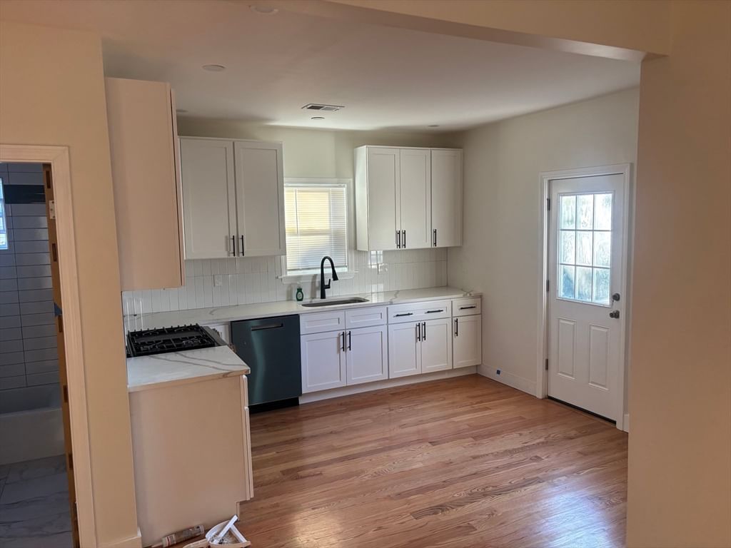 20 Rill Boston — Photo 18 of 18