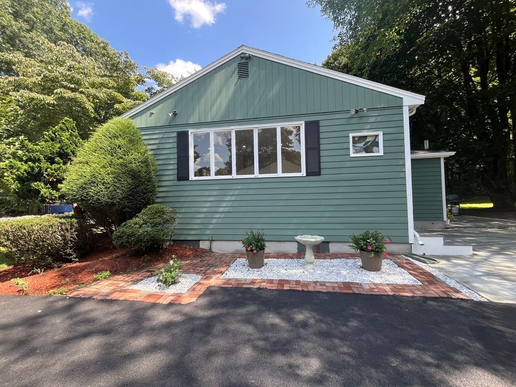 5 Carbrey Avenue Sharon — Photo 33 of 37