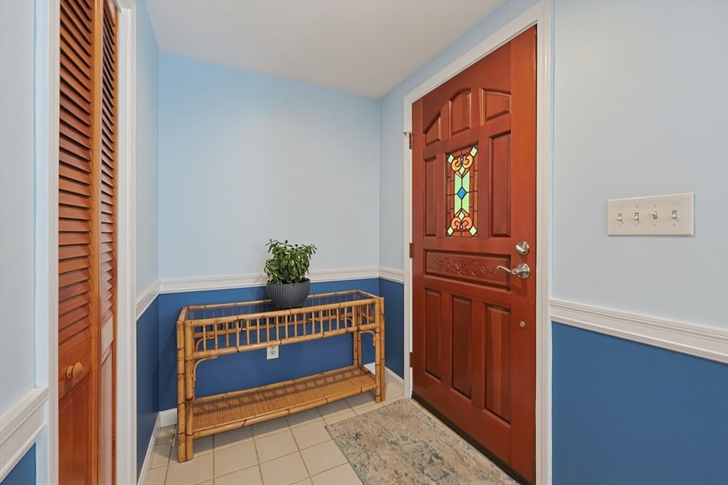 343 Central St Foxboro — Photo 2 of 36