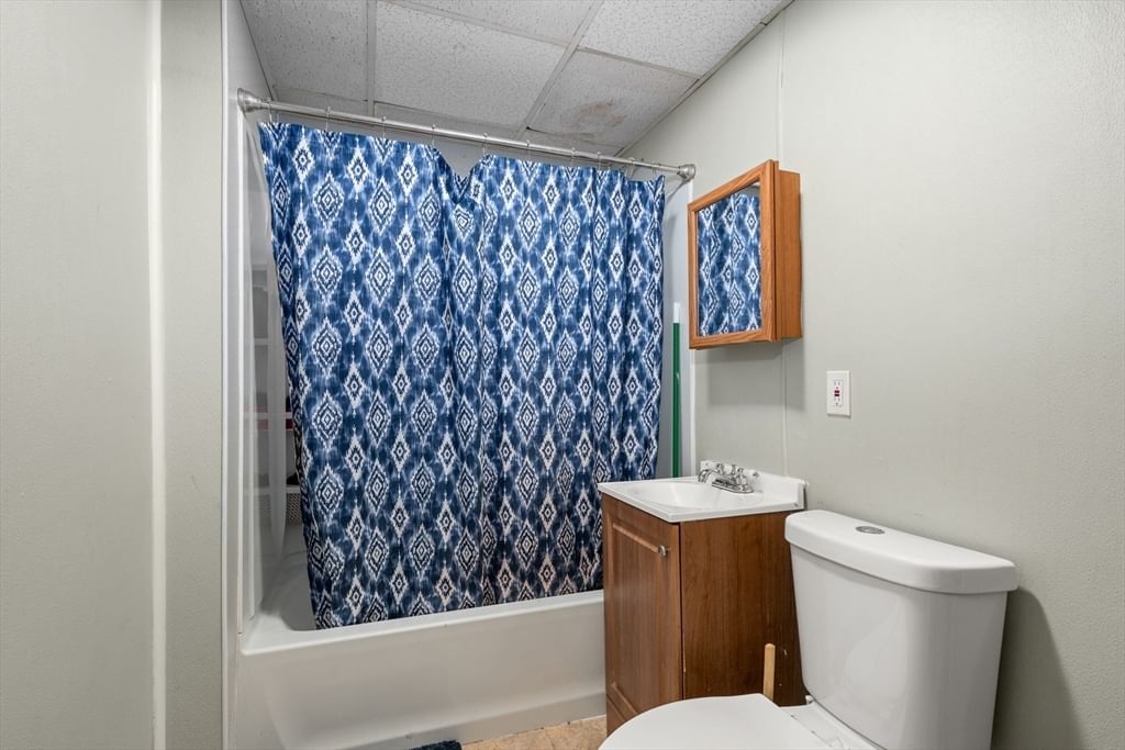 102 Sayles Street Southbridge — Photo 33 of 40