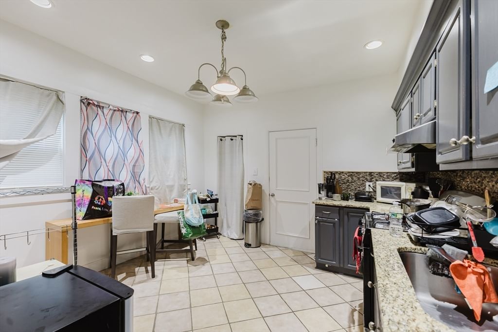 15 Mclellan St Boston — Photo 22 of 42