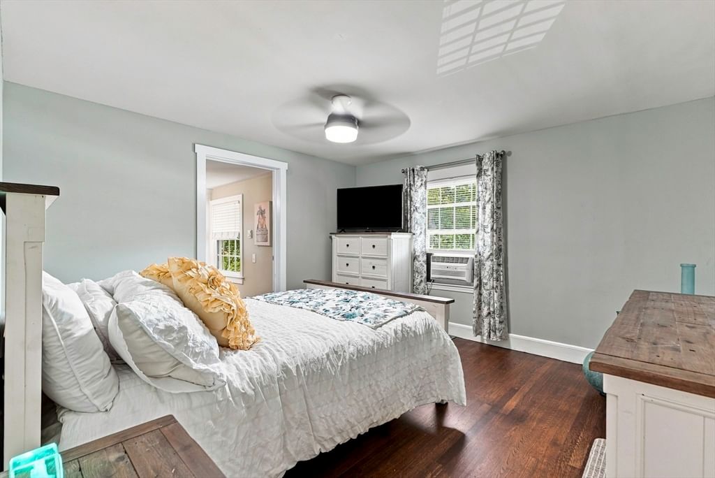 8 Mellen St Hopedale — Photo 20 of 41