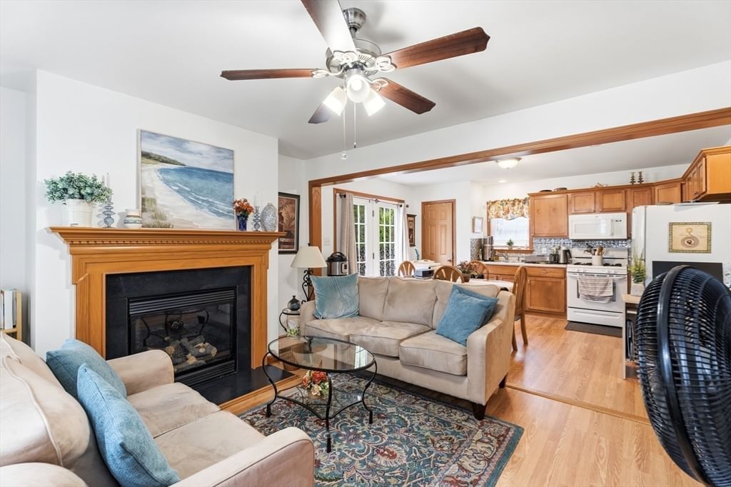 55 Friendship St Billerica — Photo 27 of 42