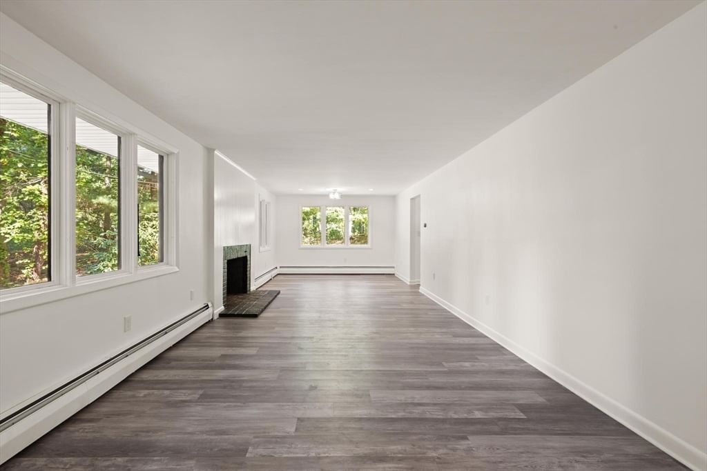 20 Algonquin Rd Canton — Photo 10 of 39