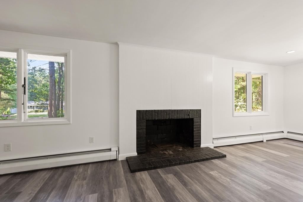 20 Algonquin Rd Canton — Photo 11 of 39