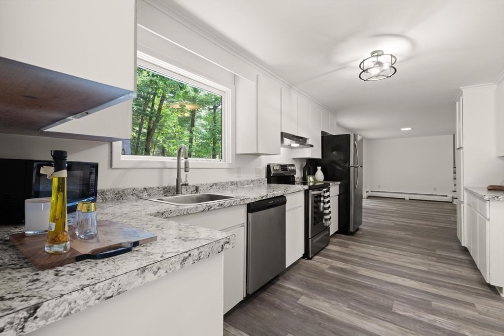 20 Algonquin Rd Canton — Photo 19 of 39
