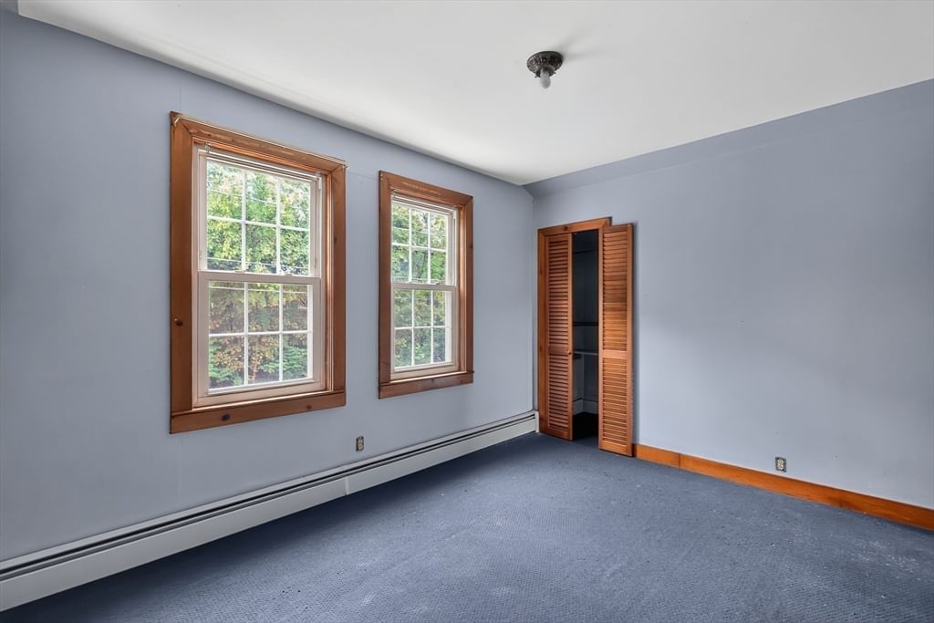 15 Hillside Ave Middleboro — Photo 16 of 34