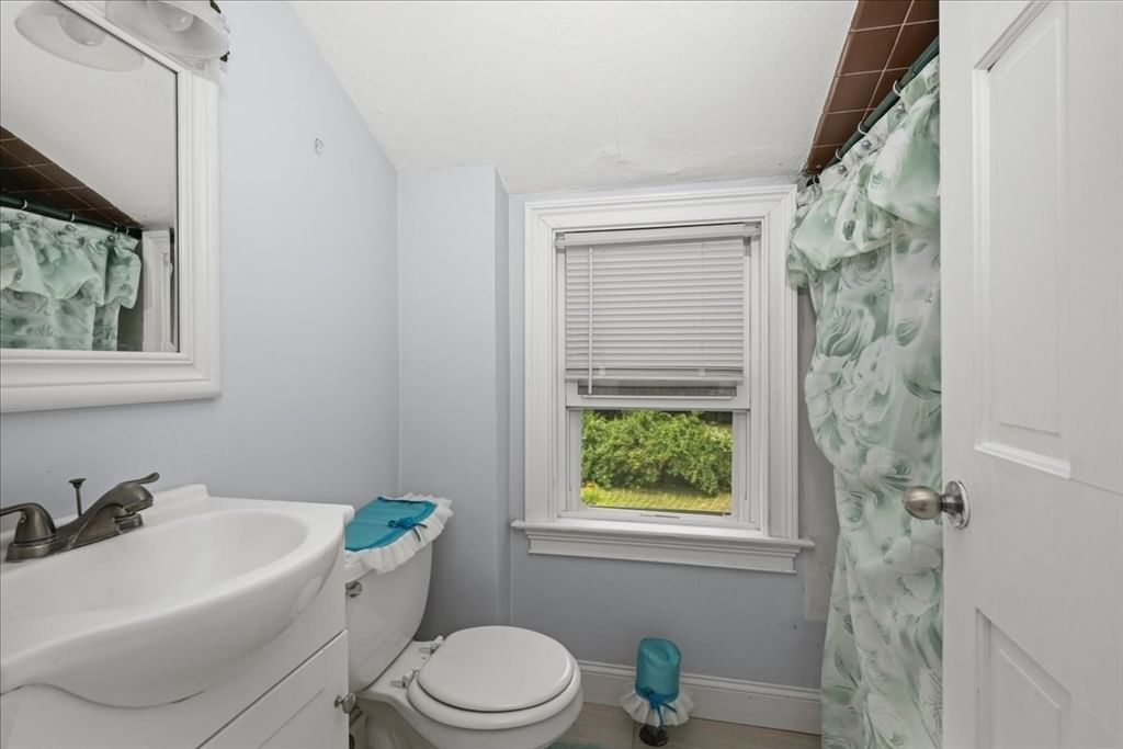 6 Oakwood Ave Auburn — Photo 26 of 42