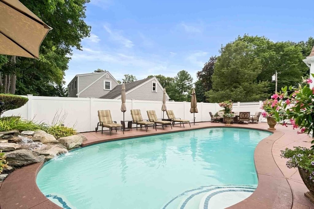 34 Edward Ave. Lynnfield — Photo 3 of 40
