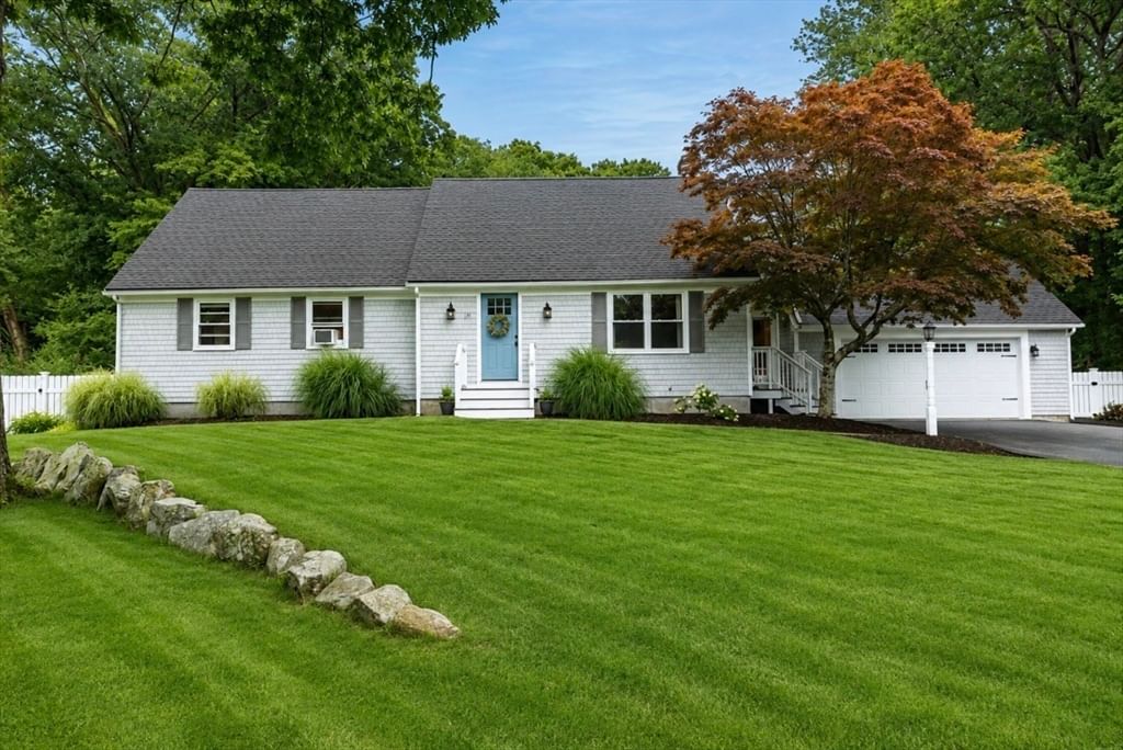 Property at 13 Old Powder House Rd, Lakeville, MA 02347